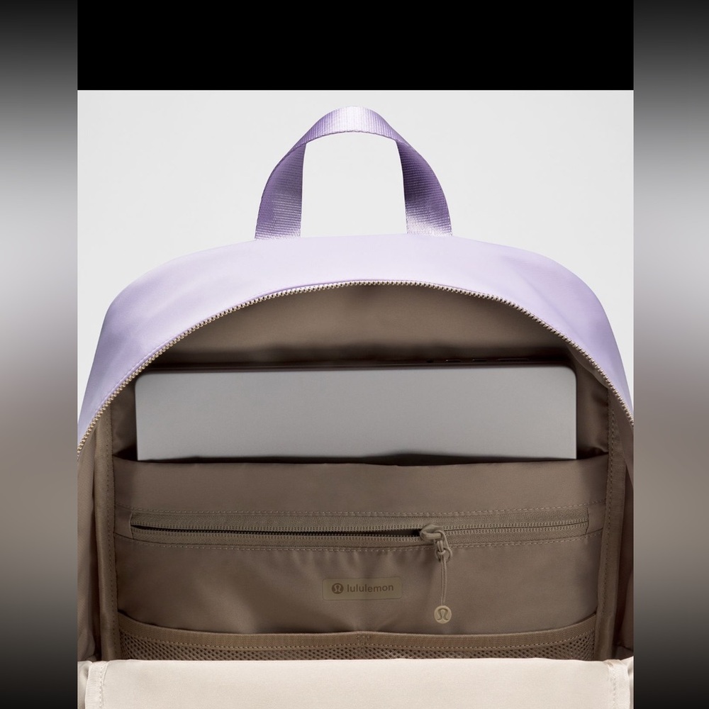NWT Everywhere Backpack *Metal Hardware Lavender Frost /Gold 22 L - Picture 6 of 8